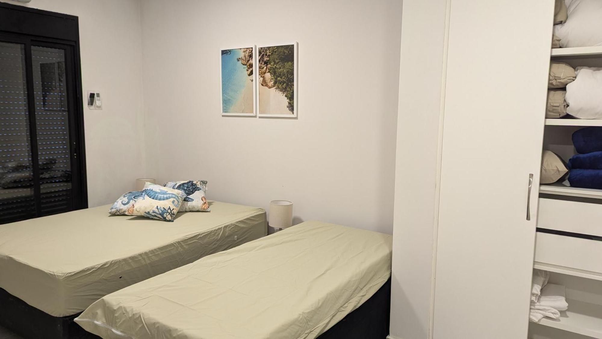 Cond Pe Na Areia Alto Padrao 50M Praia 4 Suites Segur 24H Costa Do Sol Guaratuba Bertioga Prox Riviera Exterior foto